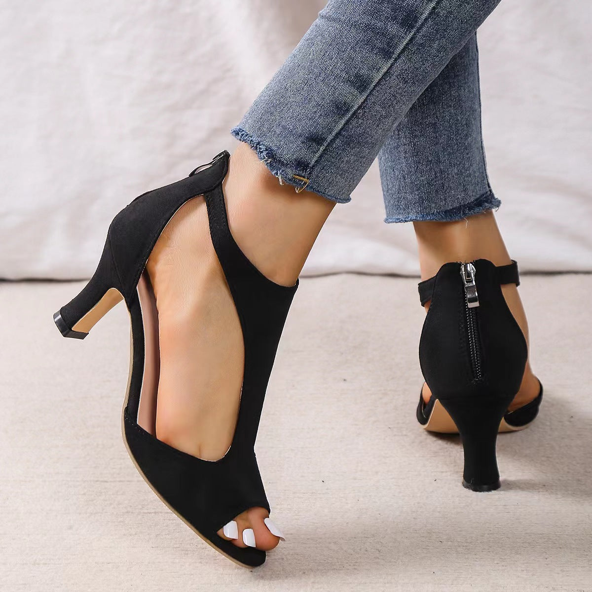 Léandre Noire Heels