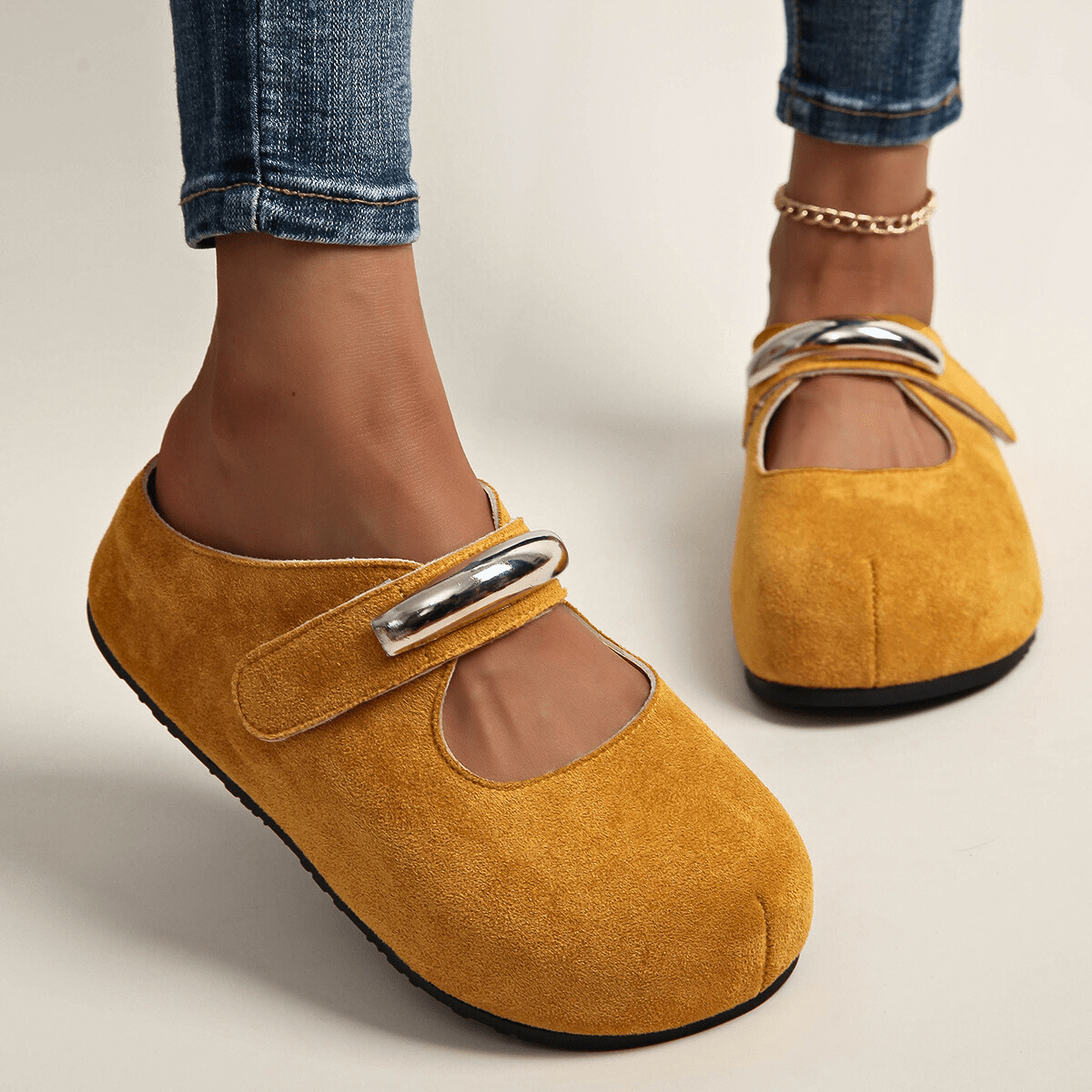 Margot Clogs